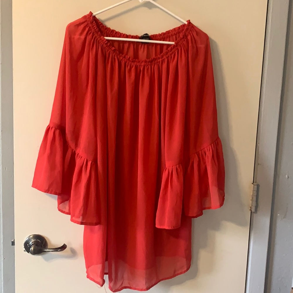 Women’s Blouse, Fusia flowy belle sleeve XL